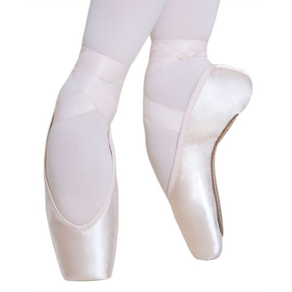 Stella Pointe Shoe Energetiks
